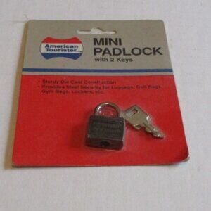 American Tourister Mini Padlock Die Cast Construction NIP with Keys 1991